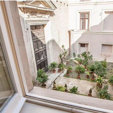 Domus Colosseo Luxury Roma Exterior foto